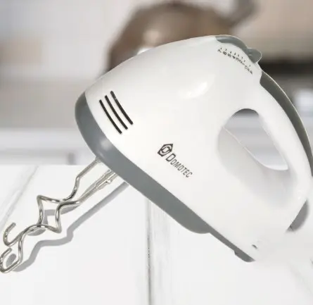 Ручной кухонный миксер 7 скоростей 4 насадки DOMOTEC R-6633B Белый с красным